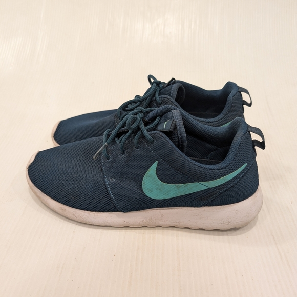 NIKE Roche One Midnight Turquoise Running Shoes Sneakers size 9 women's - Picture 3 of 13